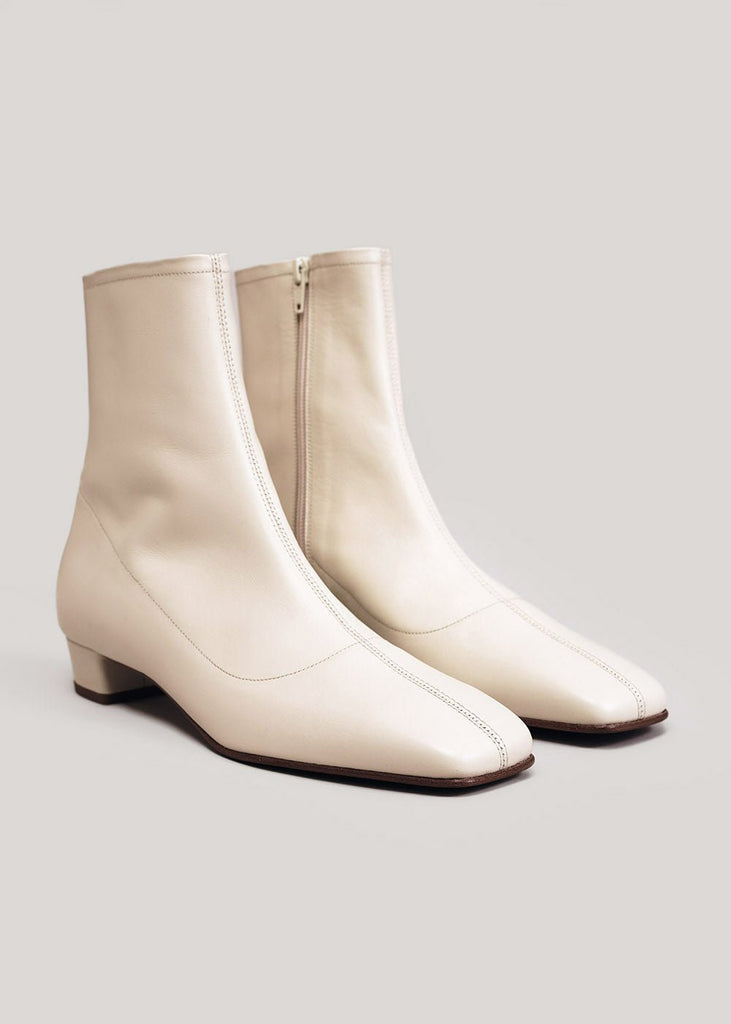 Este Boots in White Leather by BY FAR New Classics Studios