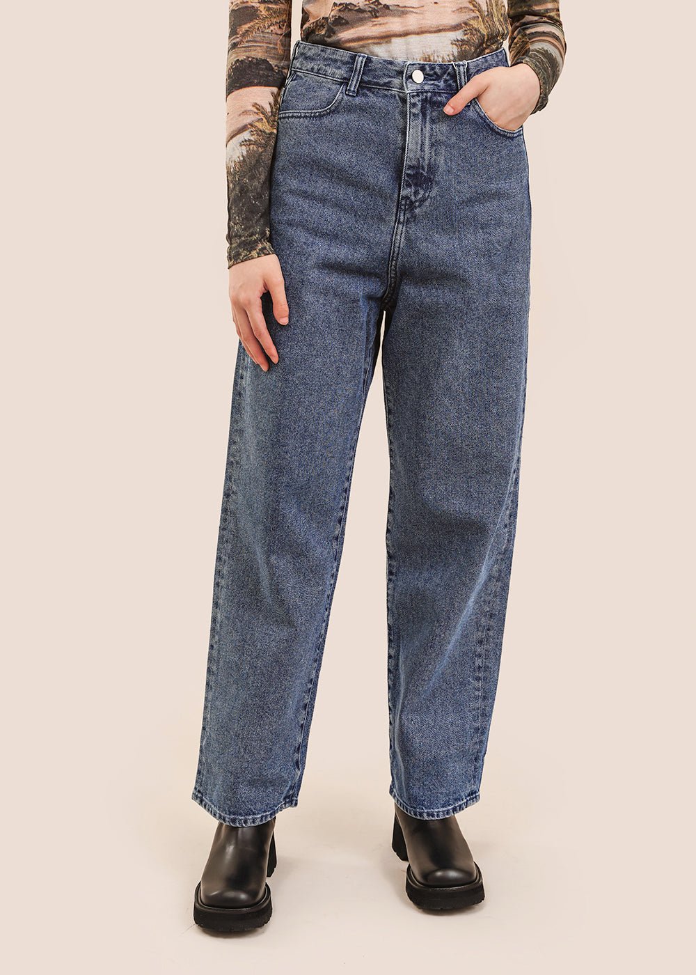 AMOMENTO Wide Fit Denim - New Classics Studios Sustainable Ethical Fashion Canada