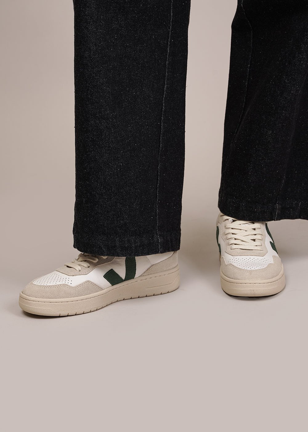 Veja Extra-White Cyprus V-90 Sneakers - New Classics Studios Sustainable Ethical Fashion Canada
