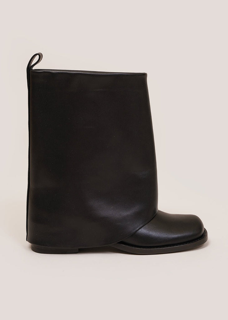 AMOMENTO Black Folded Boots - New Classics Studios Sustainable Ethical Fashion Canada