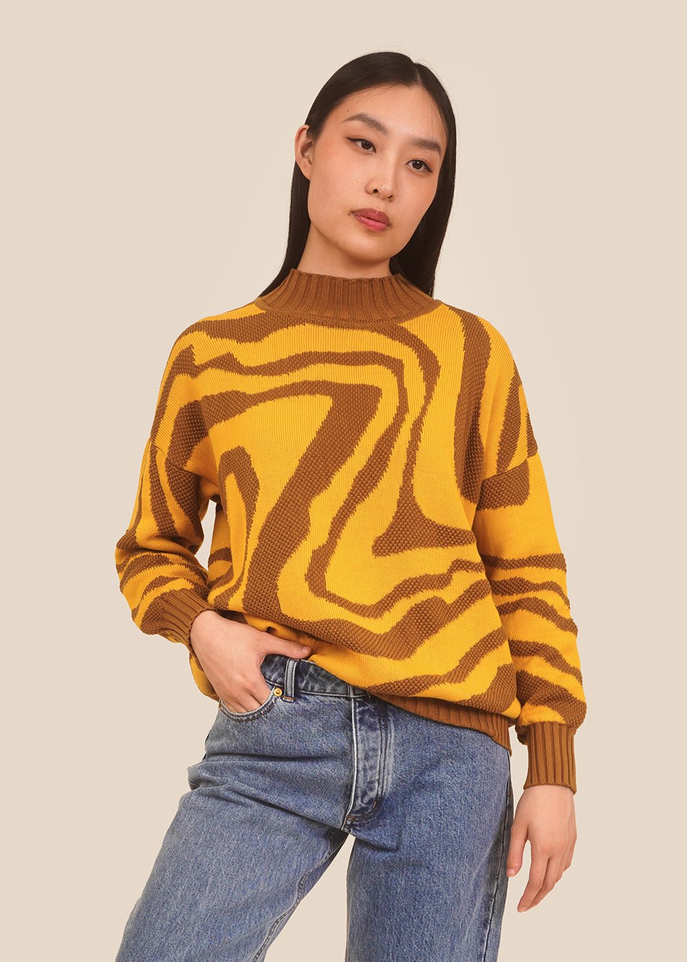 Grön Kulle Dipped Banana Lily Sweater - New Classics Studios Sustainable Ethical Fashion Canada