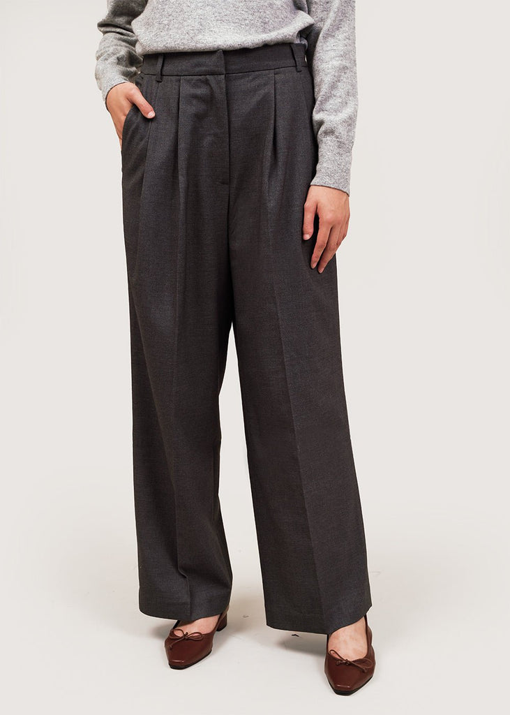 Relaxed Drawstring Pants in Black by ST. AGNI – New Classics Studios