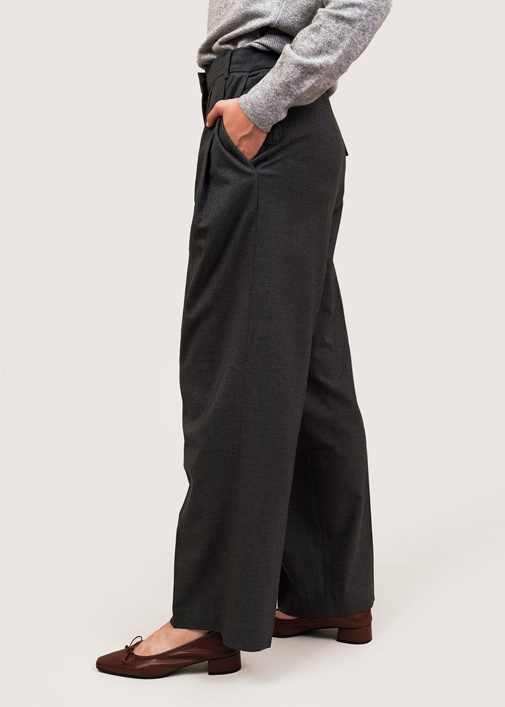 Pleat Front Wide Leg Pants in Charcoal by MIJEONG PARK – New 