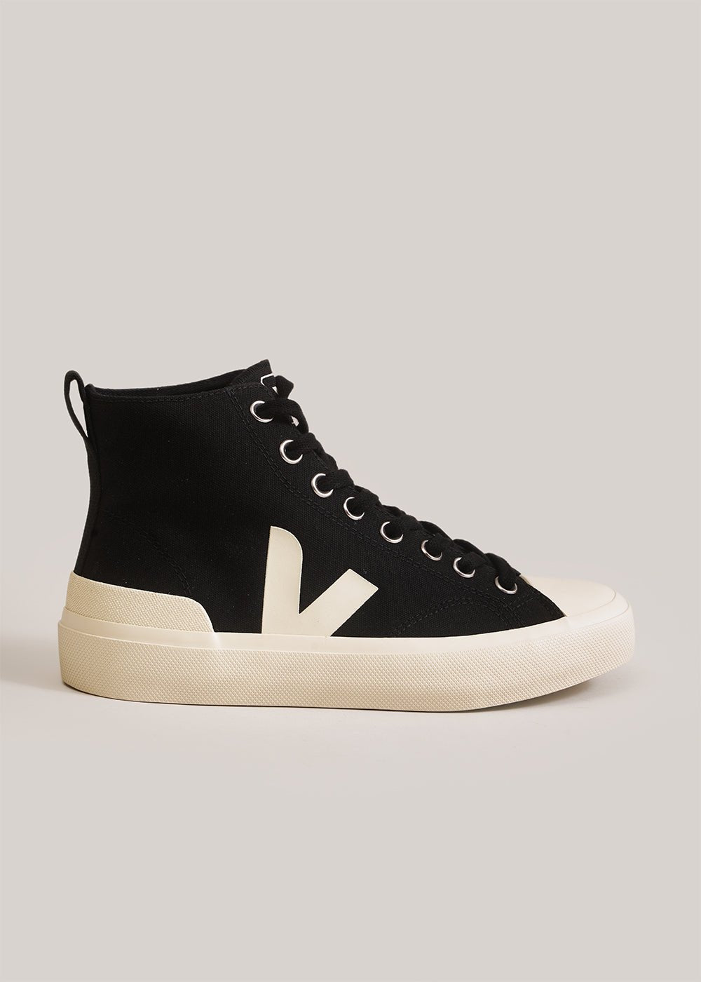 Veja Black Pierre Wata II Sneakers - New Classics Studios Sustainable Ethical Fashion Canada