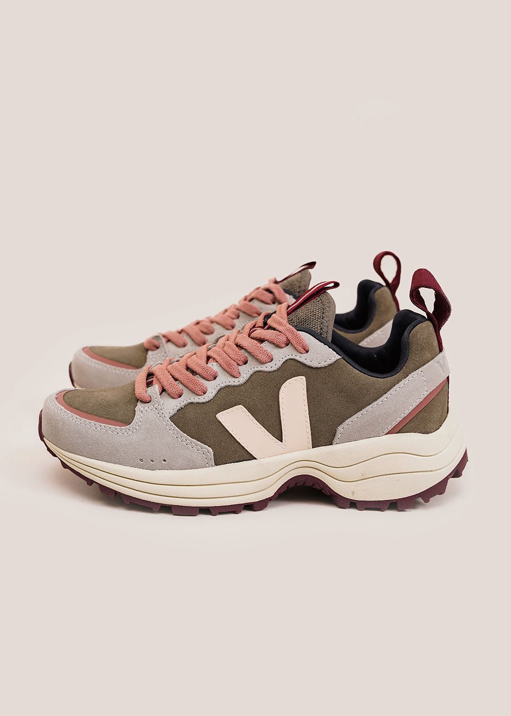 Venturi Sneakers in Kaki Sable Oxford-Grey by VEJA – New Classics Studios